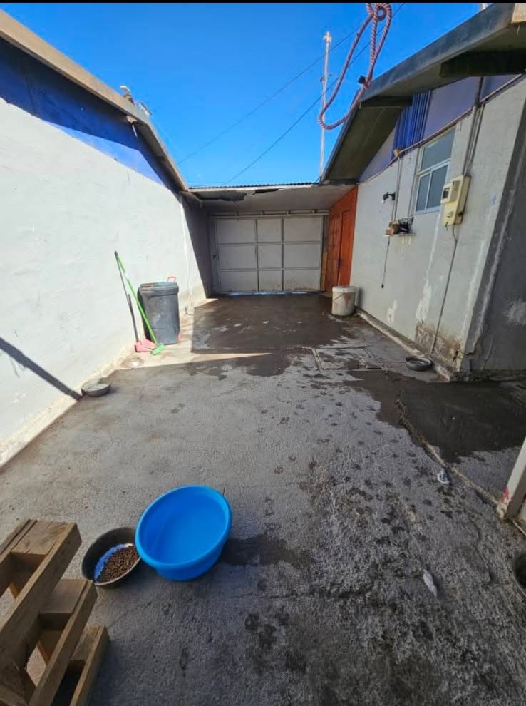 AMPLIA CASA EN VENTA EN AV. NUEVA ORIENTE, FRENTE AL MALL,  CALAMA!